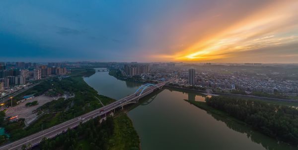 共绘生态画卷，川渝河长制五周年绘画摄影作品征集活动正式启动 