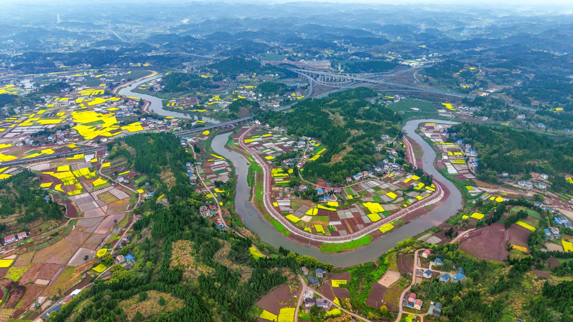 长河源景美如画