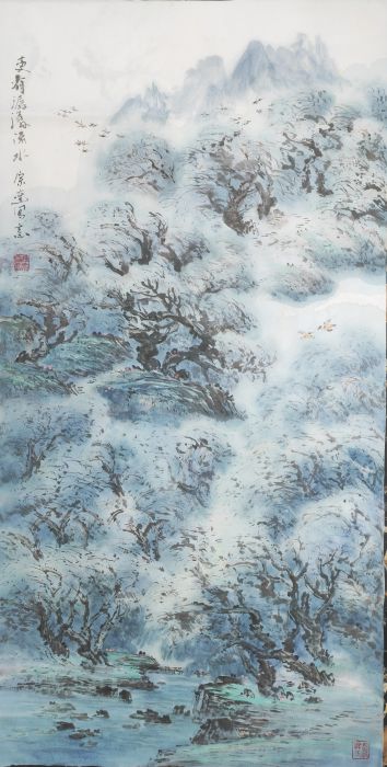 河长朔源头，清溪潺潺流