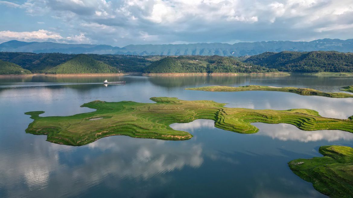 河长制护佑的山水生态拼图