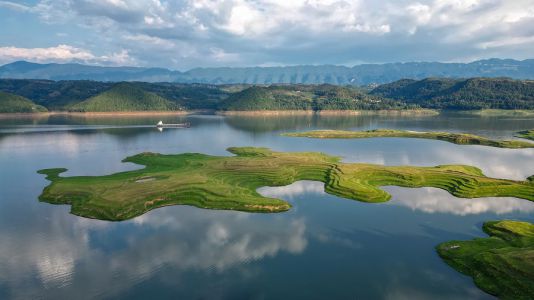 河长制护佑的山水生态拼图