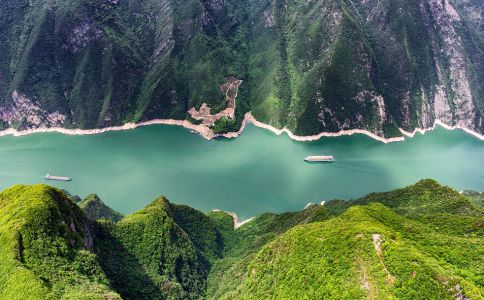 青山碧水瞿塘峡