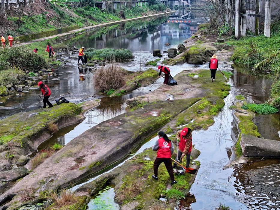 “河长制”迈向“河长治”解锁水清岸绿生态密码