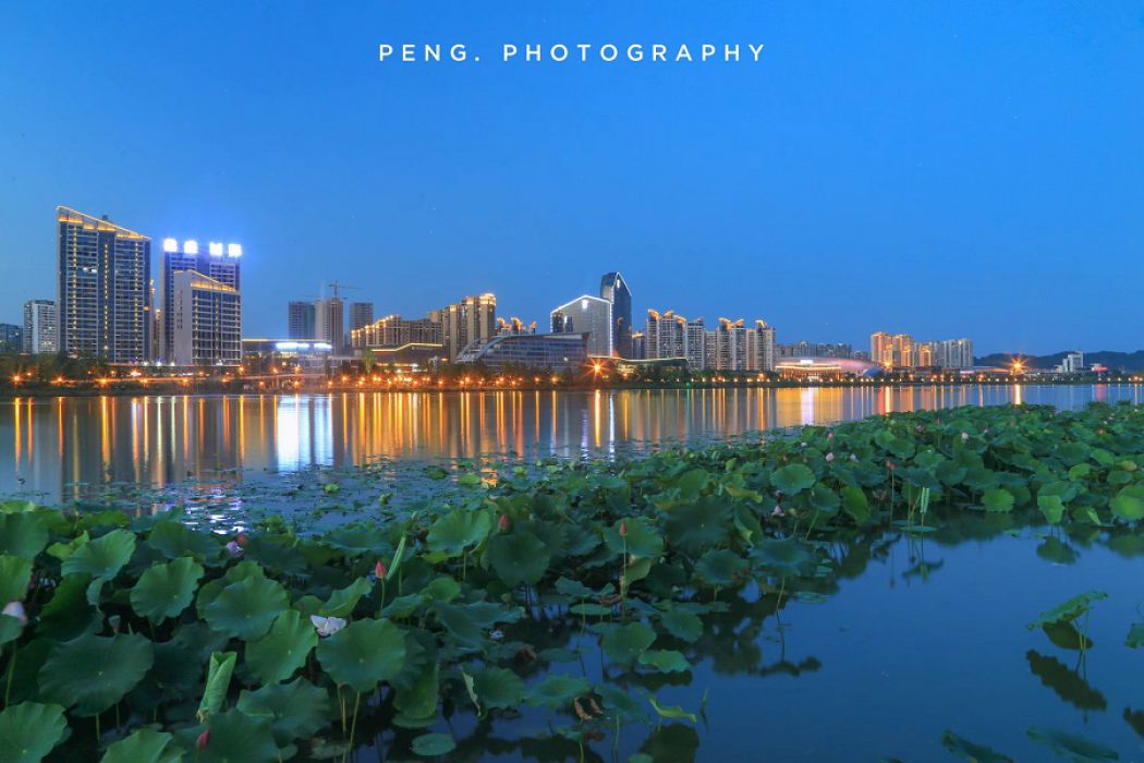 美丽的涪江之滨