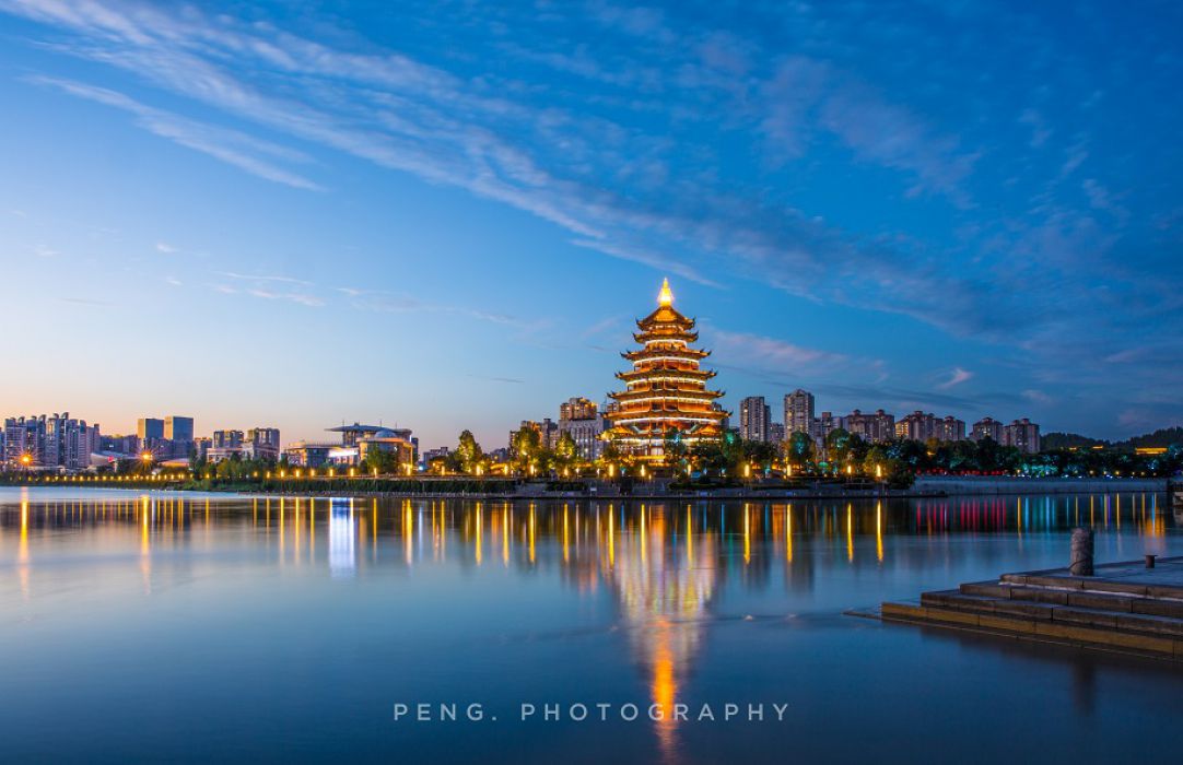 美丽的涪江之滨