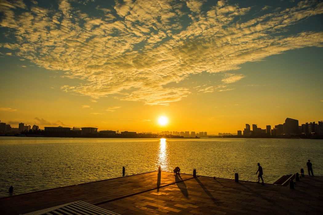 美丽的涪江之滨